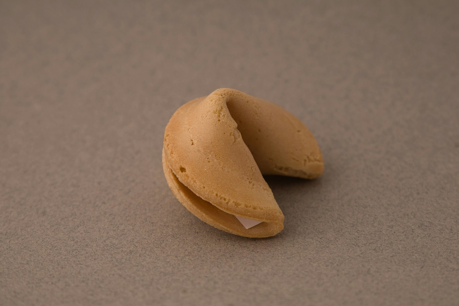 The Surprising History of Fortune Cookies: An American Icon of Chinese Culture