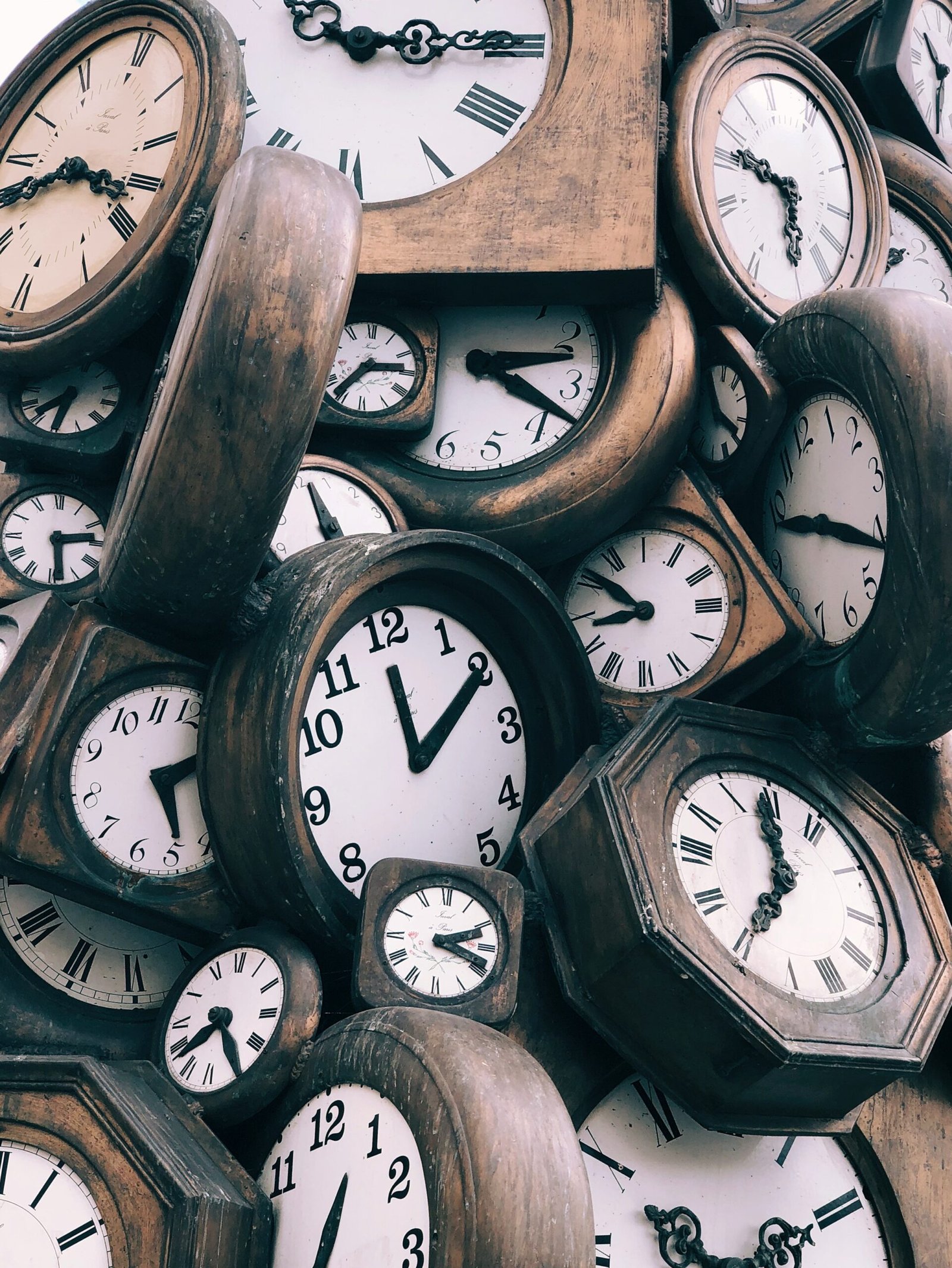 The History of Time Zones: Understanding Their Creation and Global Challenges